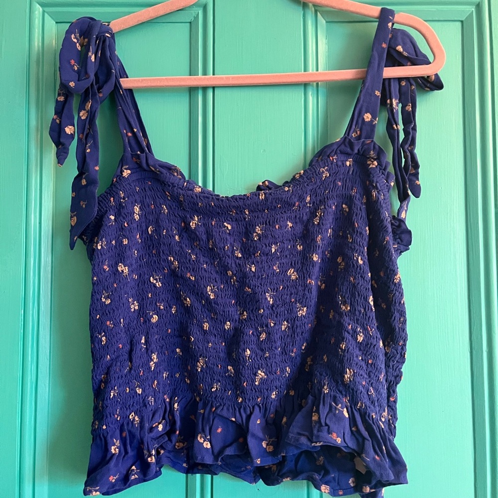 rouched navy blue floral tank